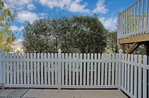 2 Brigade Ct, Bedminster NJ  07921-1838 exterior