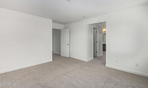 701 Del Rancho, Mesa AZ  85212-1890 exterior