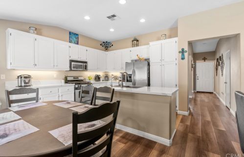 32902 Fairmont Ln, Lake Elsinore CA  92530-6283 exterior