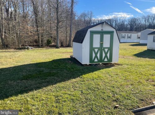 608 Fox Pointe Dr, Dover DE  19904-1419 exterior