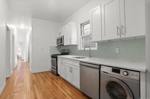 2326 Belmont Ave, Bronx NY  10458-8303 exterior