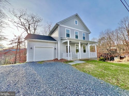 194 Nemacolin Trl, Hedgesville, WV 25427-4271