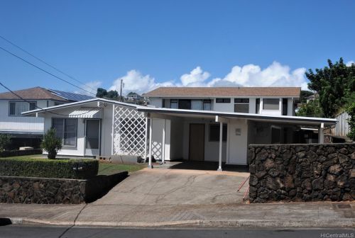 99-564 Paihi St, Aiea, HI 96701