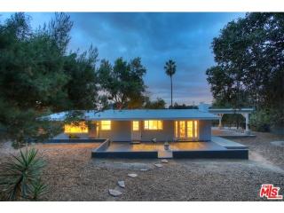 3614 Skylane Dr, Altadena, CA 91001-4036