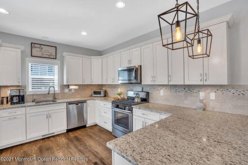 2903 Harrison St, Belmar NJ 07719-4307 exterior