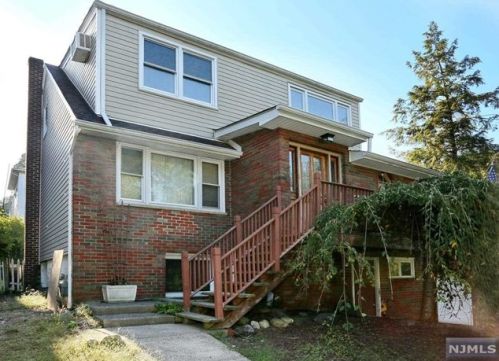 516 6th St, Palisades Park NJ  07650-3105 exterior