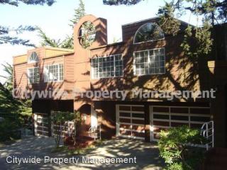 445 Burnett Ave, San Francisco CA  94131-1300 exterior