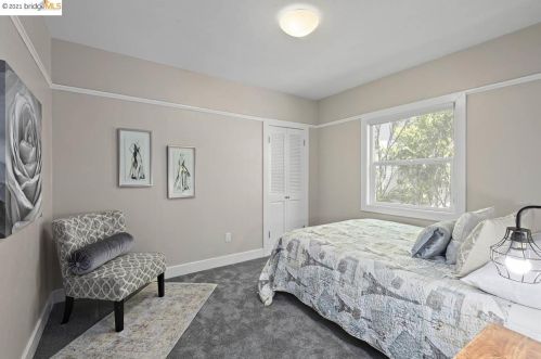 4221 Gln Ave, Oakland CA 94611-4349 exterior