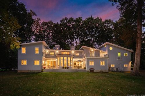298 Four Brooks Rd, Stamford, CT 06903-4606