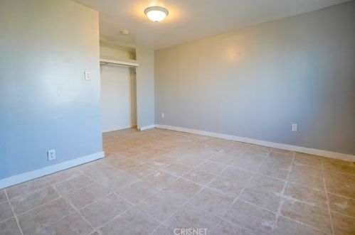 809 Vine Dr, Bakersfield CA  93307-3944 exterior