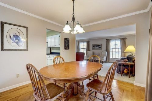 1226 Wedgewood Dr, Waukesha WI  53186-6753 exterior