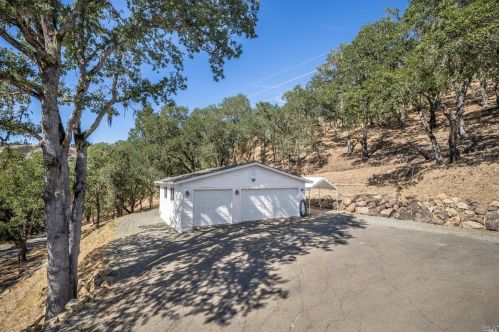 3198 Porter Crk Rd, Santa Rosa CA  95404-9664 exterior