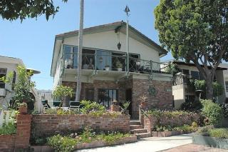 5970 Appian Way, Long Beach CA  90803-5055 exterior