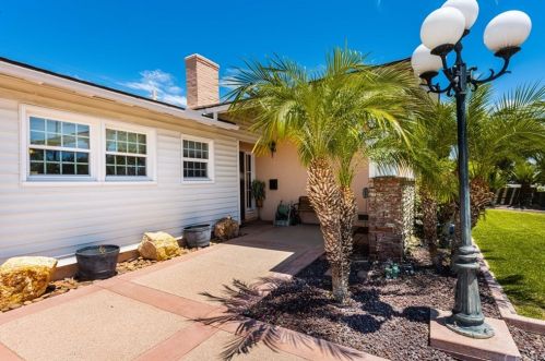 2403 Romneya Dr, Anaheim CA  92806-2229 exterior