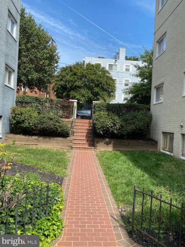 709 Brandywine St, Washington, DC 20032-3554