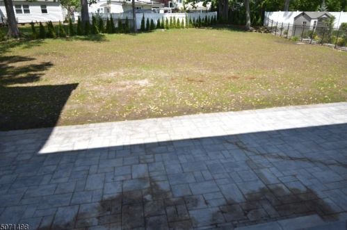 31 Lupine Way, Clark NJ  07066-1822 exterior