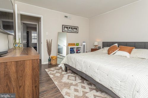 104 Ardwick Ter, Lansdale PA 19446-4925 exterior