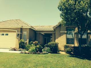 14714 Merlot Cellars Dr, Bakersfield, CA 93314-4747