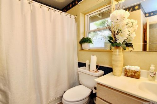 92-1203 Makamai Pl, Kapolei HI  96707-1508 exterior