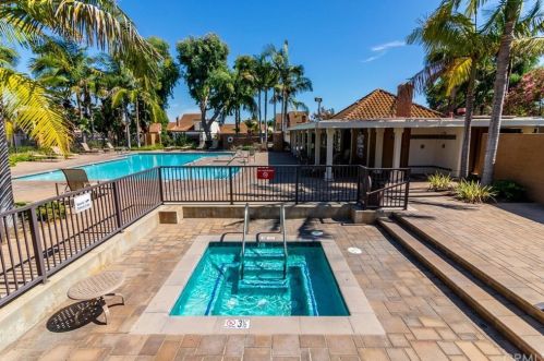 406 Massachusetts Ln, Placentia CA  92870-5017 exterior