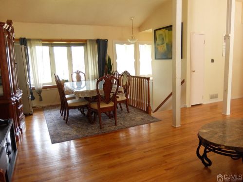 44 Bradford Rd, East Brunswick, NJ 08816-4308