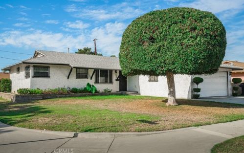 2200 Corak St, West Covina, CA 91790-5613