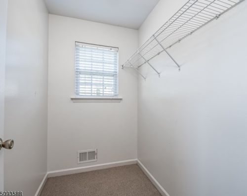 1 Crestview Dr, Hackettstown NJ  07840-5673 exterior