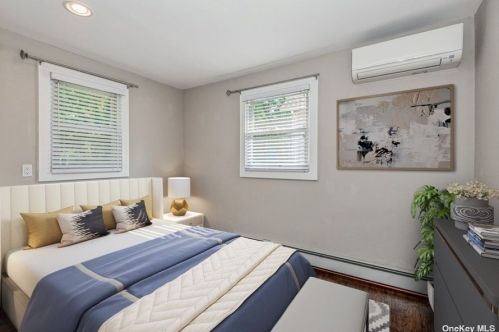 17 Teed St, Huntington Station NY  11746-4331 exterior