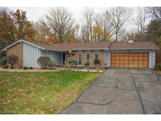 37 Colony Dr, Elyria, OH 44035-5405