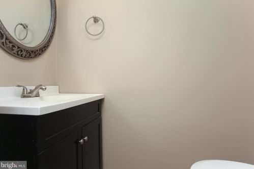 134 Ardwick Ter, Lansdale PA 19446-4927 exterior