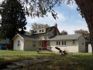 1323 10th St, Eureka, CA 95501-2026