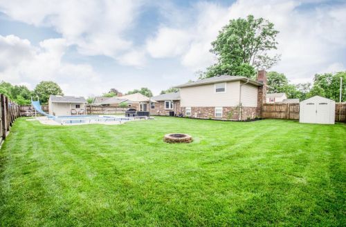 311 Rankin Dr, Englewood OH  45322-1223 exterior