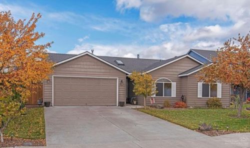 715 Negus Pl, Eagle Crest, OR 97756-1172