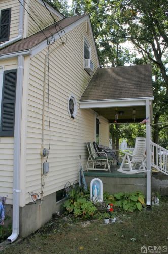 9 Sadowski Dr, Old Bridge NJ  08857-1444 exterior
