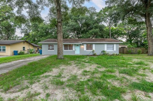 1808 Oakey Ave, Deland, FL 32720-4463
