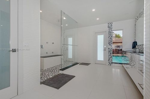 3220 37th St, Hollywood FL  33021-2636 exterior