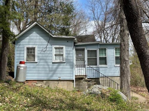 4 Vesper Rd, Patterson, NY 12563-1614