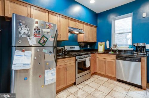 1943 Bouvier St, Philadelphia PA 19145-2910 exterior