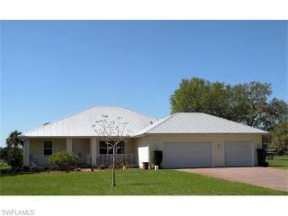 21050 River Rd, Alva, FL 33920-3324
