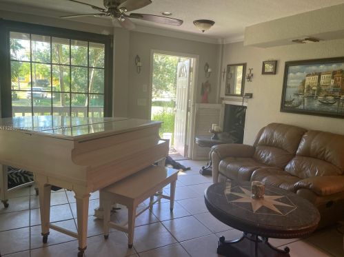 17771 78th Rd, Town Of Loxahatchee Groves, FL 33470-2930
