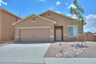 8232 Green Kingfisher Ln, Tucson, AZ