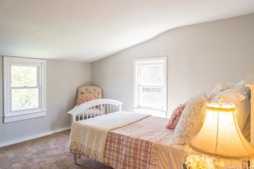 10 Beech St, Danbury CT  06810-5719 exterior