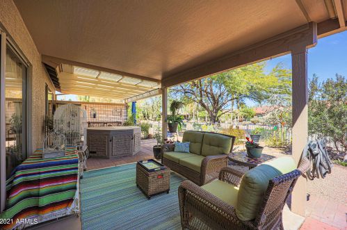 8918 Indiana Ave, Chandler, AZ 85248-6489