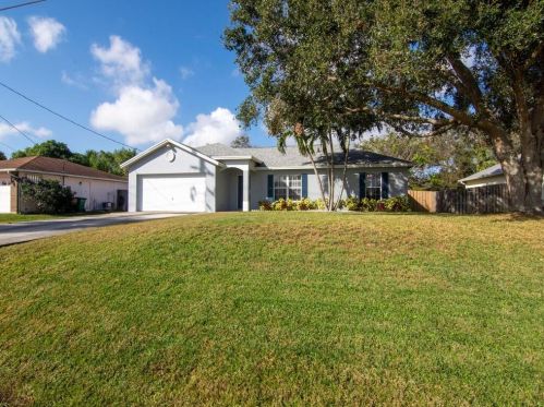 2326 Woodridge St, Fort Pierce, FL 34953-2664