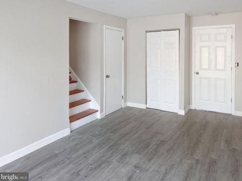 41 Serpentine Dr, Berkeley Township NJ  08721-3049 exterior