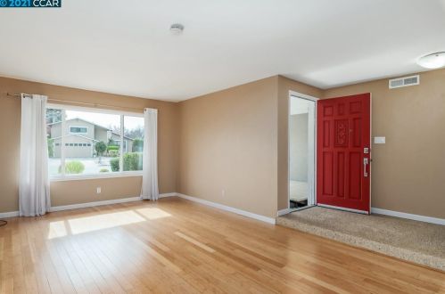 5248 Theresa Way, Livermore, CA 94550-2341