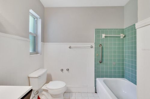 3510 Lk Margaret Dr, Orlando FL 32806-6614 exterior