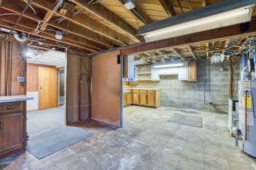 62 Bellecrest Ave, Elwood NY  11731-1205 exterior