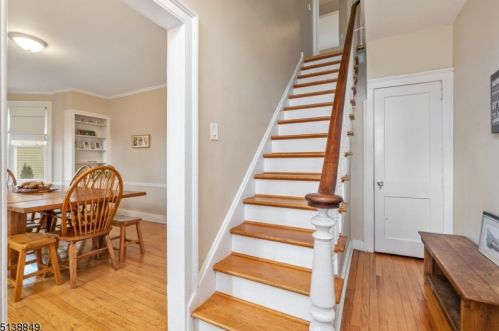 656 Willow Grove Rd, Westfield, NJ 07090-3520