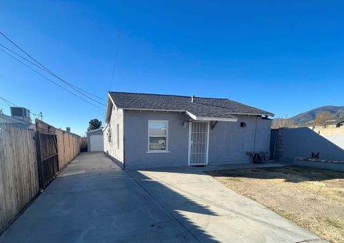 4268 3rd Ave, San Bernardino CA  92407-3002 exterior